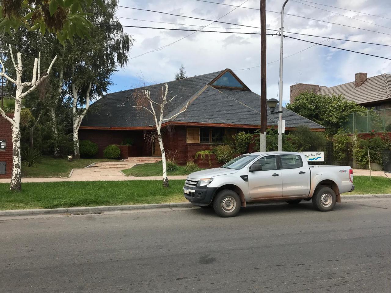 Hotel La Casona Del Rio Neuquén Exterior foto
